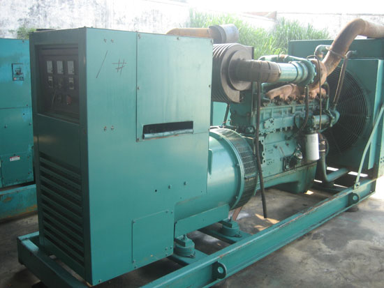 巴马租赁发电机- 发电机碳刷磨损的原因是什么