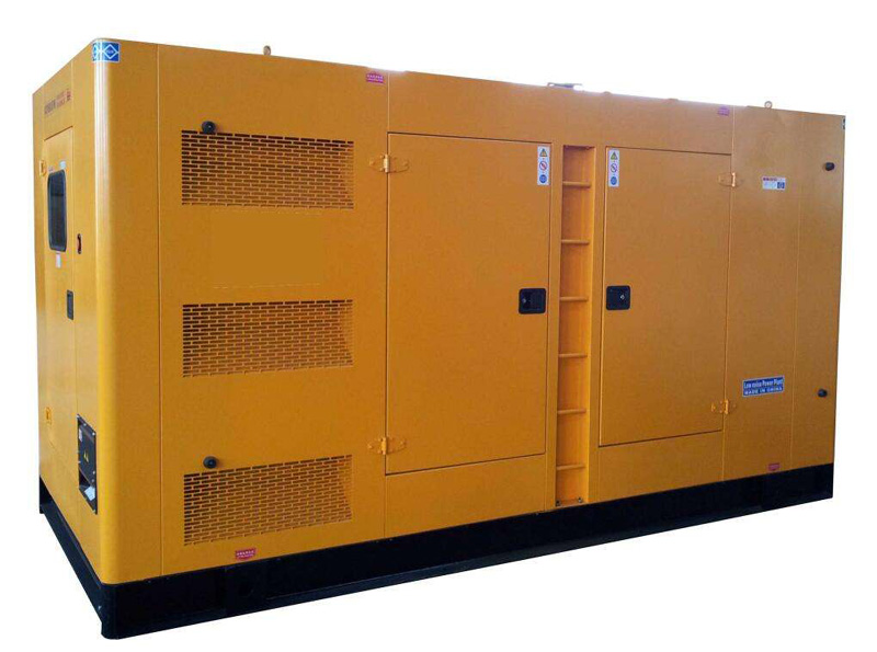 巴马租赁发电机-柴油发电机组散热水箱里水里有机油是怎么回事？