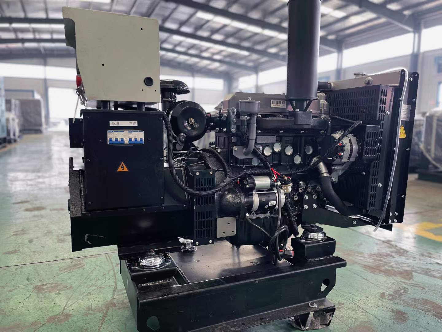 巴马如何降低电感性负载对发电机的影响？