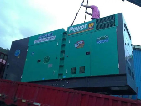 巴马柴油发电机组转速不稳定时，如何对发动机进行维护？