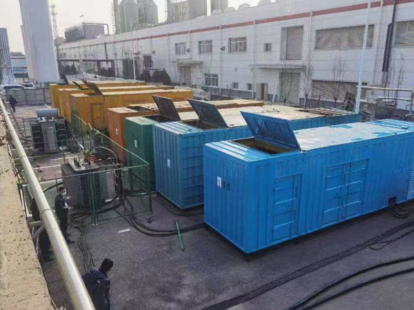 巴马380V和690V电压的电缆线相同吗？