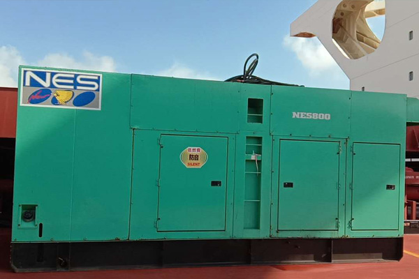 巴马如何检测发电机组中性点接地是否良好？