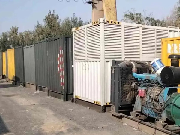 巴马200KW柴油发电机机组每小时油耗是多少？