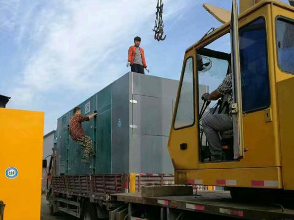 巴马更换水冷式机油散热器密封件的操作流程是怎样的？